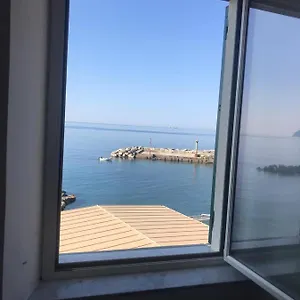 https://casa-mare.hotelitalianriviera.com