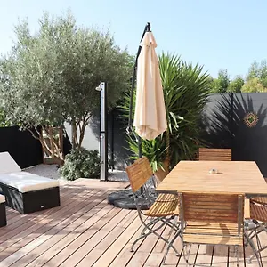 https://le-petit-sud.fr-provencehotel.com